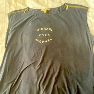 Black Michael Kors t-shirt 3X with golden furnishings and logo good condition